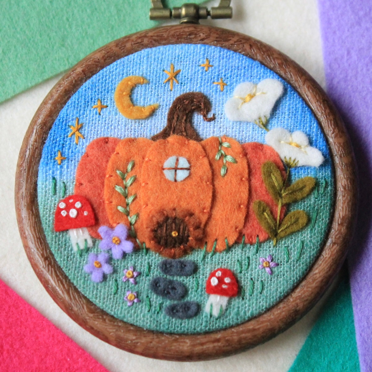 Tiny Felt Homes Hoops