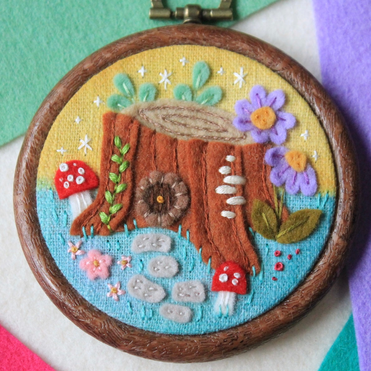 Tiny Felt Homes Hoops
